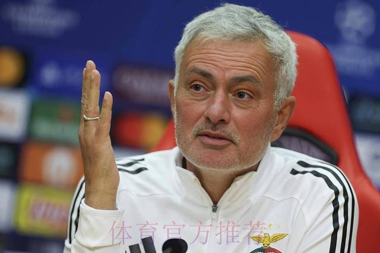 裁判再拒皇马送的小礼物 已连续3场拒绝皇马示好 裁判再拒皇马送的小礼物 已连续3场拒绝皇马示好